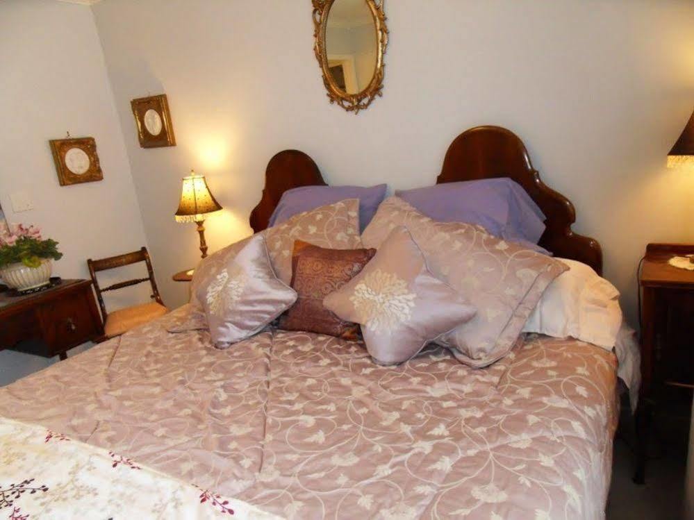 Bed and Breakfast Dorchester House Ниагара-Фолс Экстерьер фото
